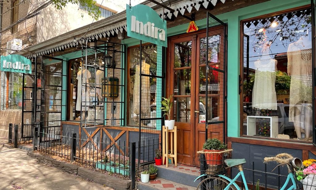 Indira 